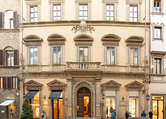 Keys Of Italy - Alpha Beta Gamma - Tornabuoni 5 - Luxury s In The Fashion District